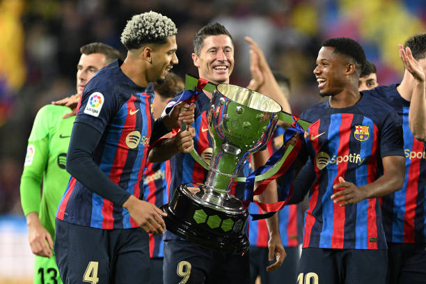 射门技巧完全指南:足球视频教学大全