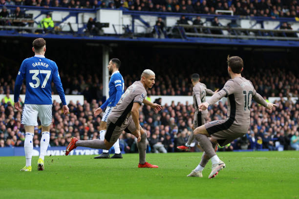 深度解析:贝林厄姆如何改变英格兰中场格局