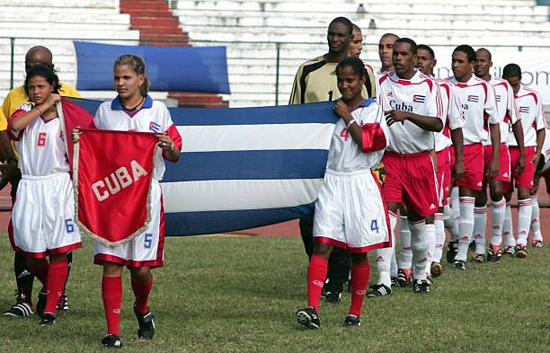 欧冠奖金分成案例解析:上赛季冠军球队收入有多少?