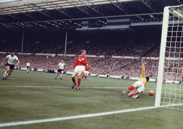 欧冠冠军奖金分配历史:历届冠军的奖金变化趋势