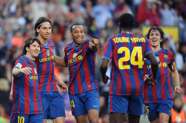 欧冠半决赛精彩回顾:皇马与巴黎的经典之战