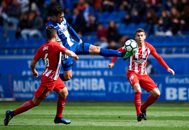 梅西正式告别巴萨?最新转会动态解析