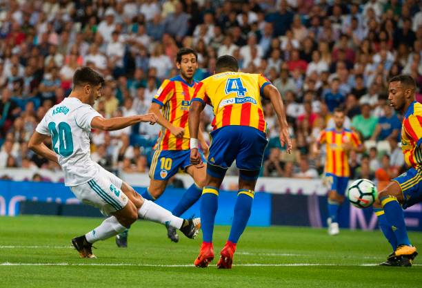 转会截止日疯狂夜:德甲各队的最后冲刺与压哨签约