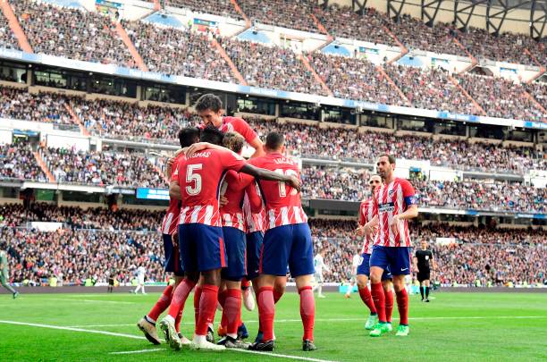 里昂足球俱乐部的战术风格:攻防转换的艺术