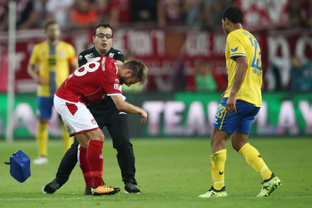 为什么哈兰德的身价能超越姆巴佩?三大关键因素解析