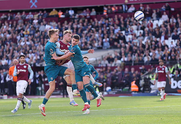 实况足球点球规则全攻略:助你轻松制胜