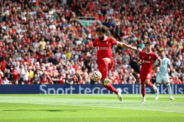 足球场面积计算:如何将平方米转换为平方公里