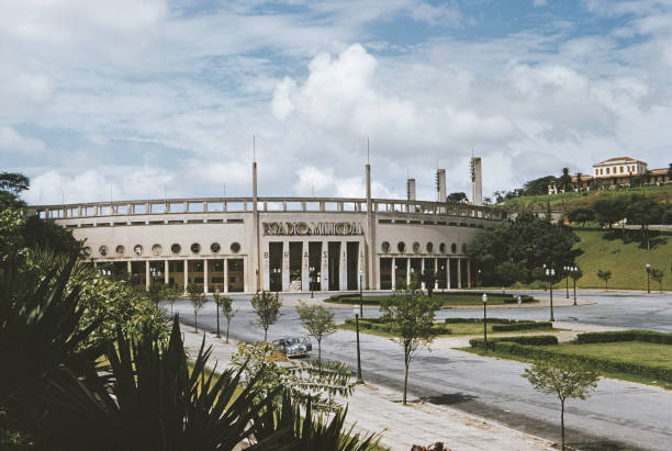 从法国到欧洲:普拉蒂尼如何成为任意球大师?