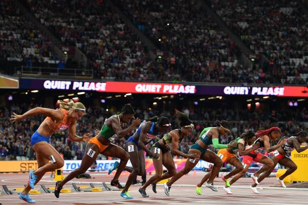 重温经典时刻:CCTV5跳水决赛回放,感受水花消失的魔力