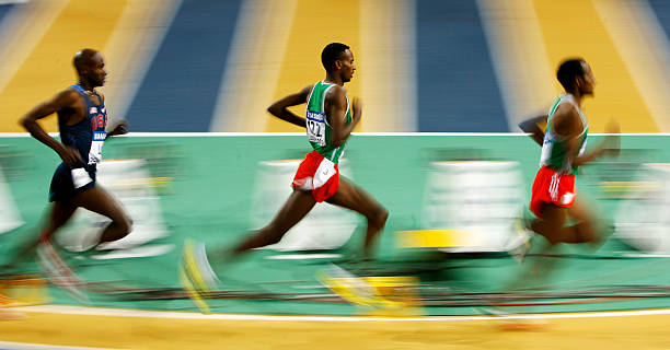 中跑四百米的历史与发展