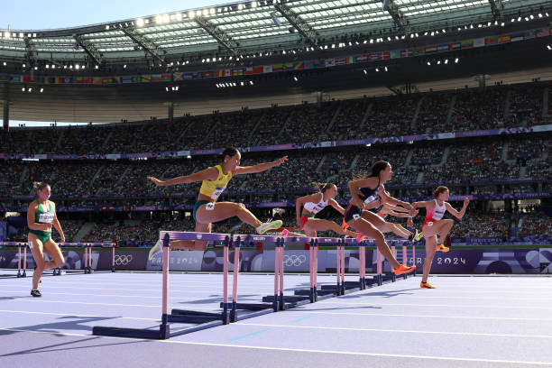 如何像博尔特一样冲刺?100米跑技巧教学