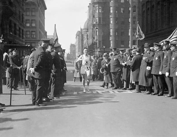 田径迷必看:400米到底属于短跑还是长跑?