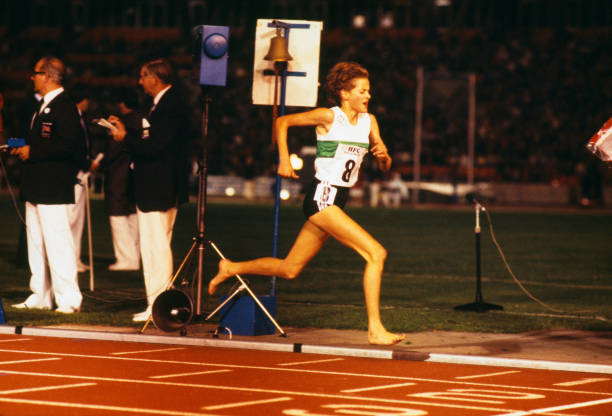 田径T12比赛规则解析:视觉障碍选手如何公平竞技