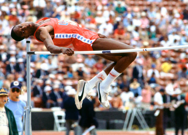 国内外跳远等级标准对比:中国运动员如何达标?