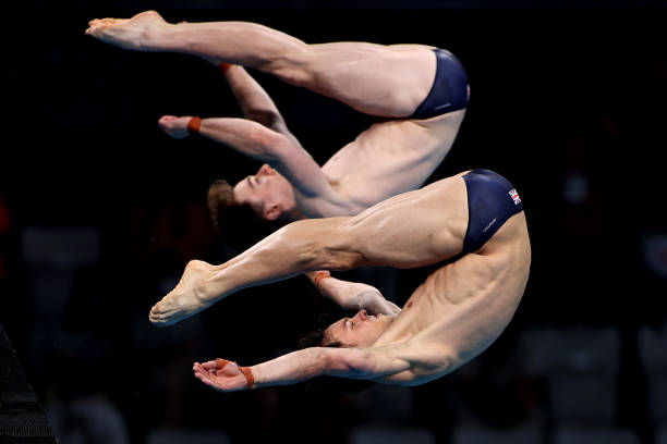 伏明霞的丈夫是谁?一段体坛佳话的爱情故事