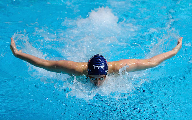 游泳安全指南:艾滋病毒传播的真相与误区