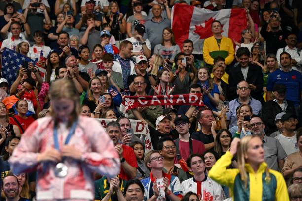 暑假游泳班费用大比拼:公立vs私立机构