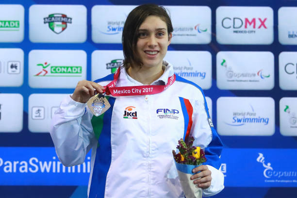 零基础也能画!5步画出超简单的游泳小人图