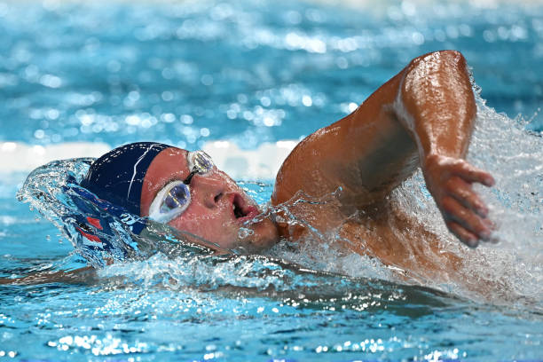 蛙泳口诀四句话,游泳入门必备口诀