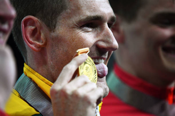 50岁才开始学游泳?这些技巧帮你轻松入门!