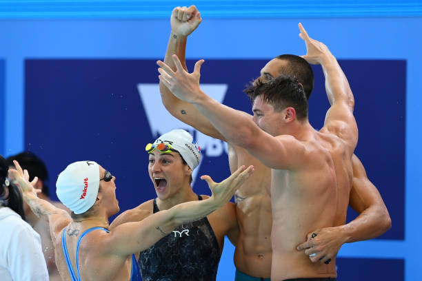 游泳圈选购指南:材质、设计与安全性分析