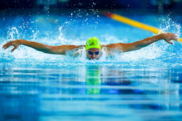 游泳接力比赛的基本规则与流程详解