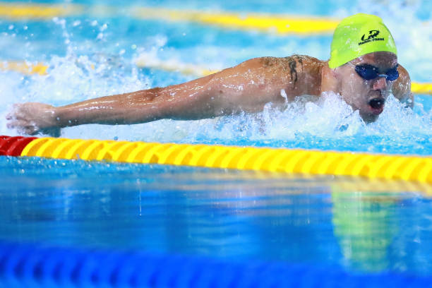 科学游泳指南:如何合理安排游泳频率