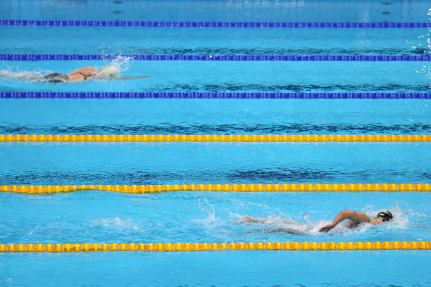 自由泳起步动作详解:从入水到加速的关键技巧