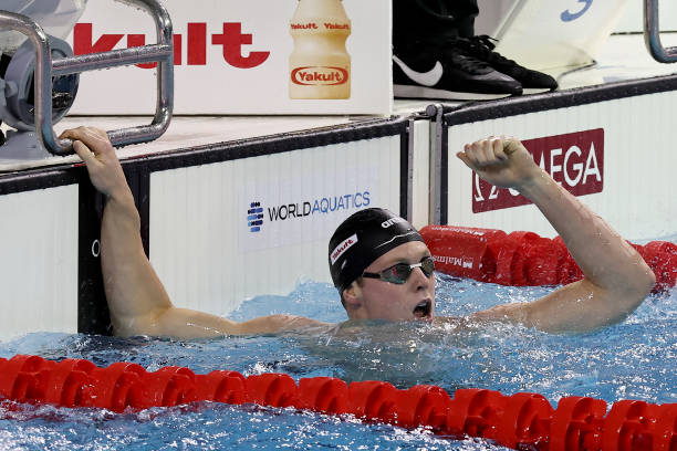 泳池里的隐形威胁:了解妇科感染的真相