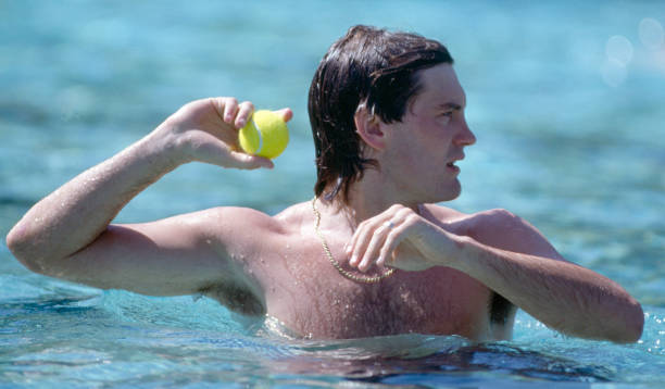 游泳比赛中的自由泳和蛙泳:规则与技巧差异