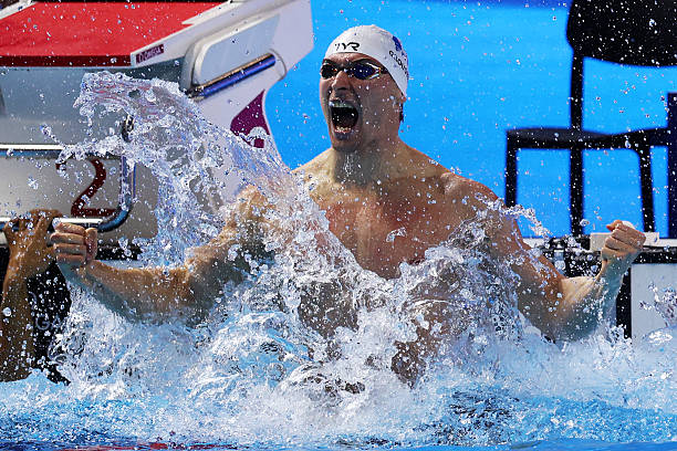 游泳池会传播乙肝吗?专家解析感染风险