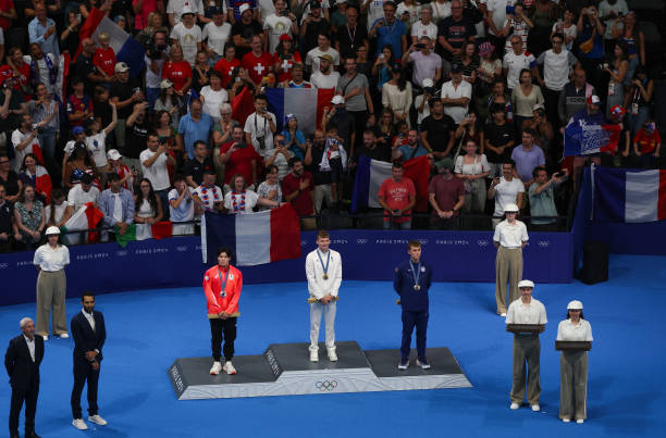 游泳教练证报名费用是多少?2023年最新收费标准