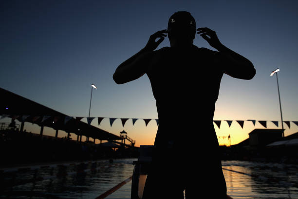 仰泳的优雅与力量:为什么它被认为是泳姿中的艺术?