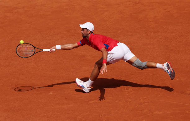 国际网联标准:网球场的长宽高要求