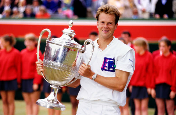 纳达尔踢足球:从红土球场到绿茵场的华丽转身