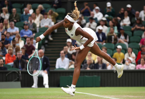 红土场地的秘密:法国网球公开赛的独特材质解析