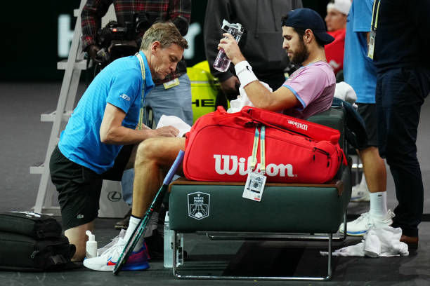 网球单打与双打计分规则对比