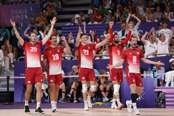 (专门分解并讲解核心的移动步法)