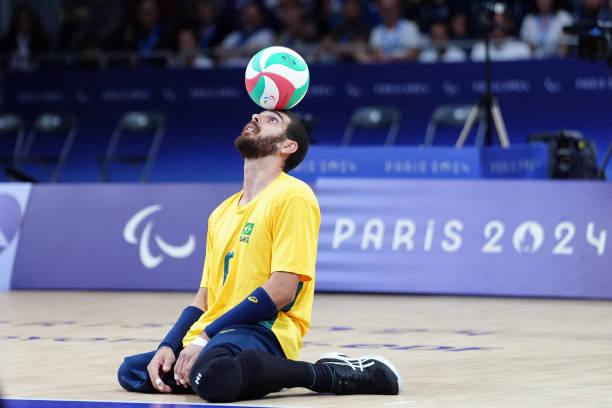 旋律响起就泪目!排球女将主题曲的传奇演绎