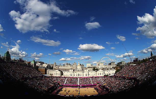 排球动作姿势训练指南:提升技术与减少受伤风险