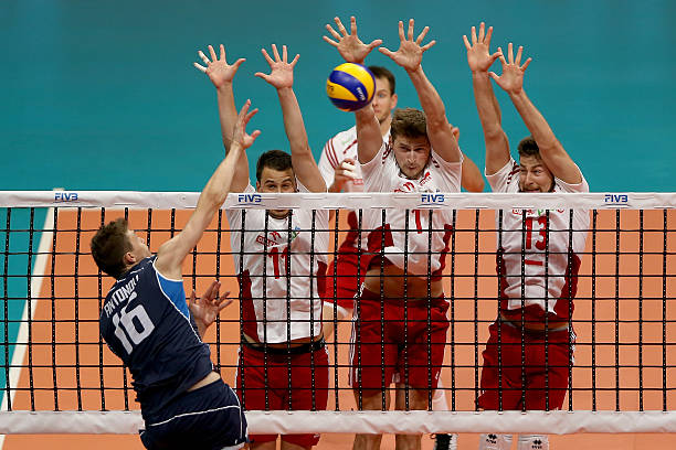 排球教学比赛教案实例与反思总结