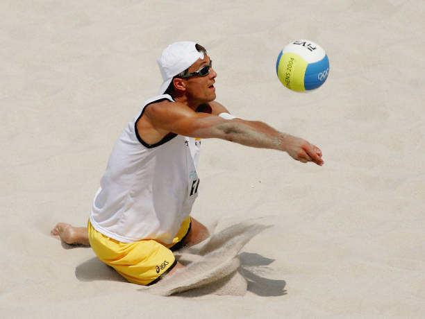 青春不散场:排球女将国语版背后的故事