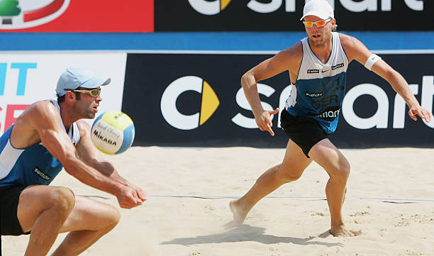 拦网与进攻性击球的区别:规则解读与典型案例分析