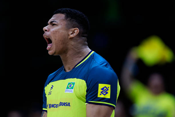 全攻全守排球比赛的基本概念与特点