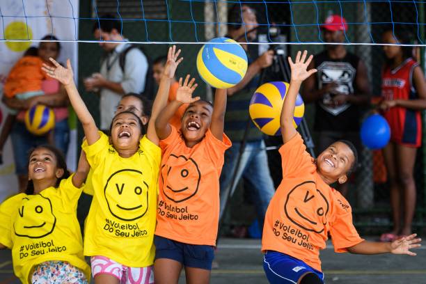 龚翔宇超话分享:粉丝自制视频集锦,展现龚翔宇的成长与突破!