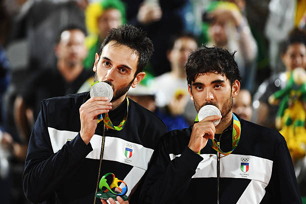 排球手法精讲:从零基础到高手的视频指南