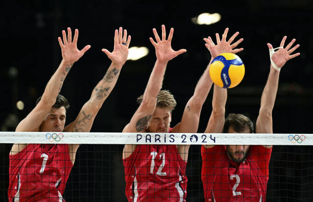 排球比赛一般持续多长时间?