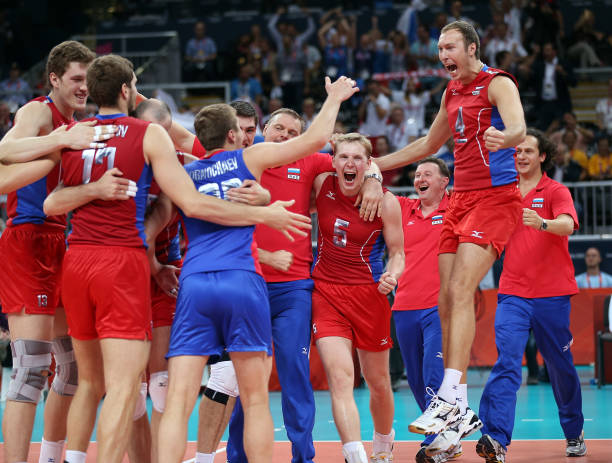 北京市小学生排球比赛:小选手们展现高超球技与拼搏精神