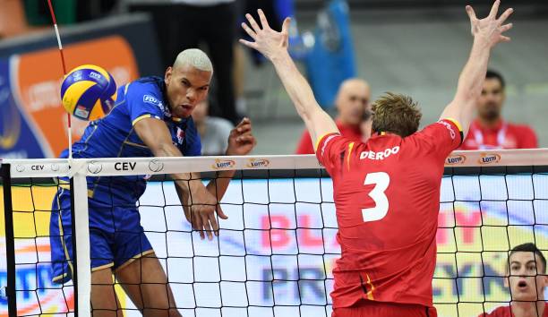 场地灯光照明要求与测量方法