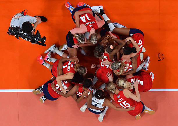 郎平的年龄是多少?看看她的成就与岁月